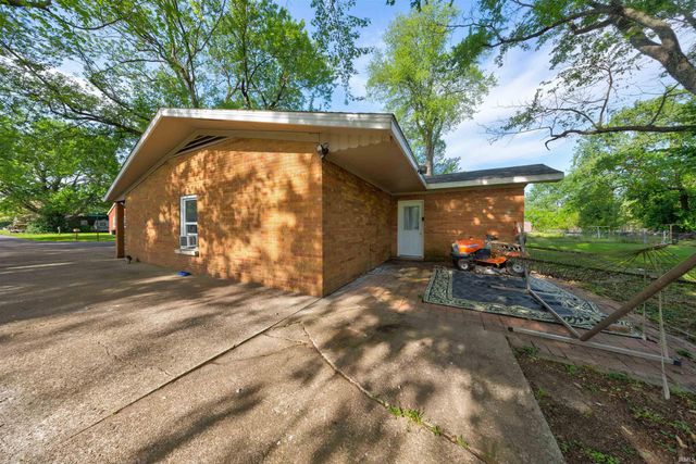8760 W Middleton Street, Richland, IN 47634
