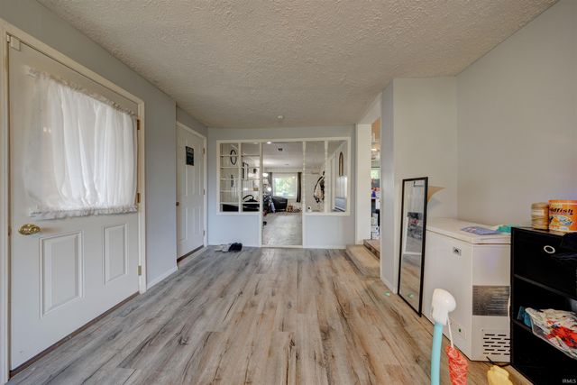8760 W Middleton Street, Richland, IN 47634