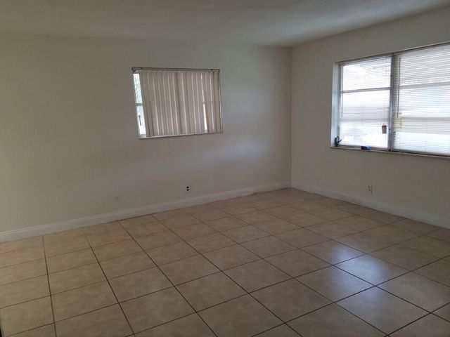 4934 NW 55th Street, Tamarac, FL 33319
