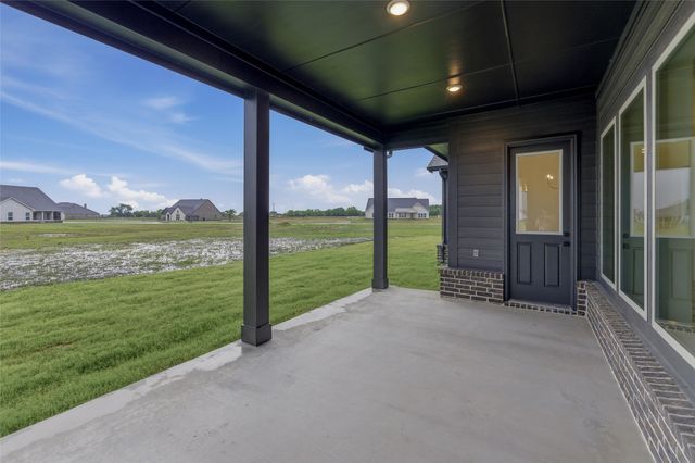 2208 Continent Court, Krum, TX 76249