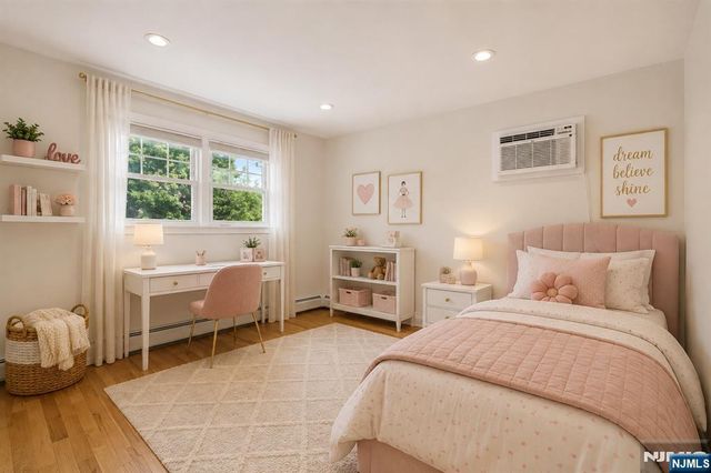 38 Serafin Place, Glen Rock, NJ 07452