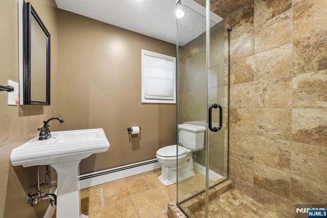 38 Serafin Place, Glen Rock, NJ 07452