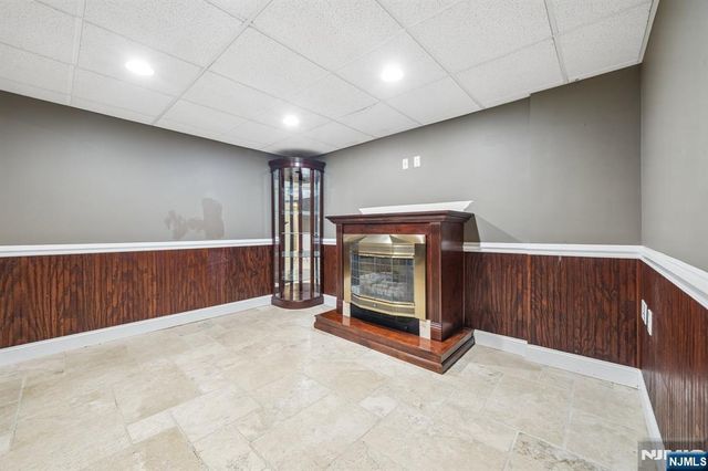 38 Serafin Place, Glen Rock, NJ 07452