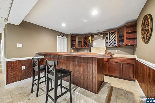 38 Serafin Place, Glen Rock, NJ 07452