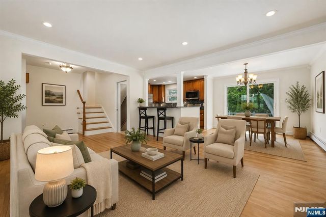 38 Serafin Place, Glen Rock, NJ 07452