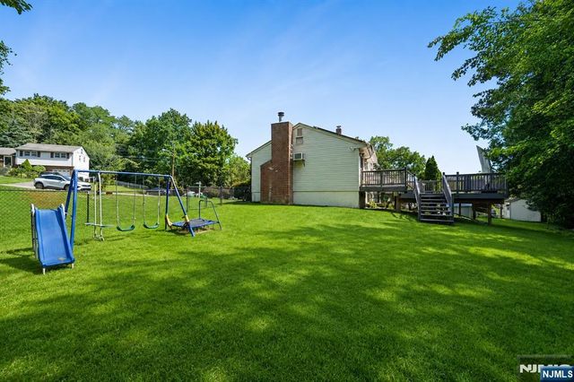 38 Serafin Place, Glen Rock, NJ 07452