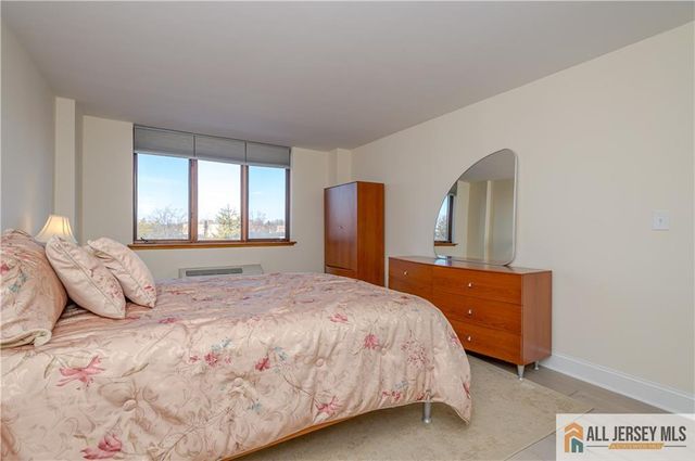 30 S Adelaide Avenue 4K, Highland Park, NJ 08904