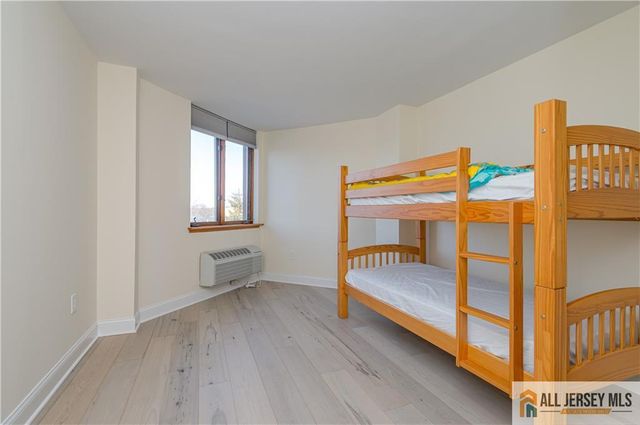 30 S Adelaide Avenue 4K, Highland Park, NJ 08904