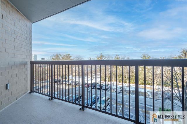 30 S Adelaide Avenue 4K, Highland Park, NJ 08904