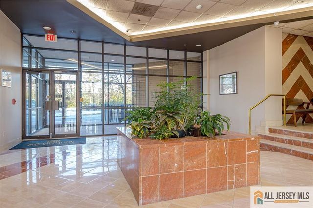 30 S Adelaide Avenue 4K, Highland Park, NJ 08904