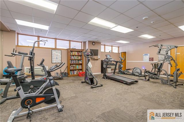 30 S Adelaide Avenue 4K, Highland Park, NJ 08904