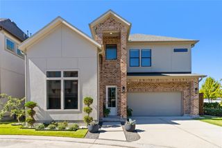 5121 E Lacey Garden Loop, Houston, TX 77018