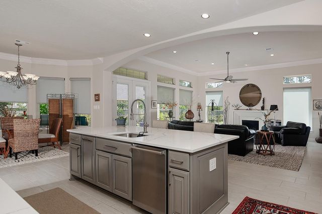 122 Coral Bells Court, Conroe, TX 77304