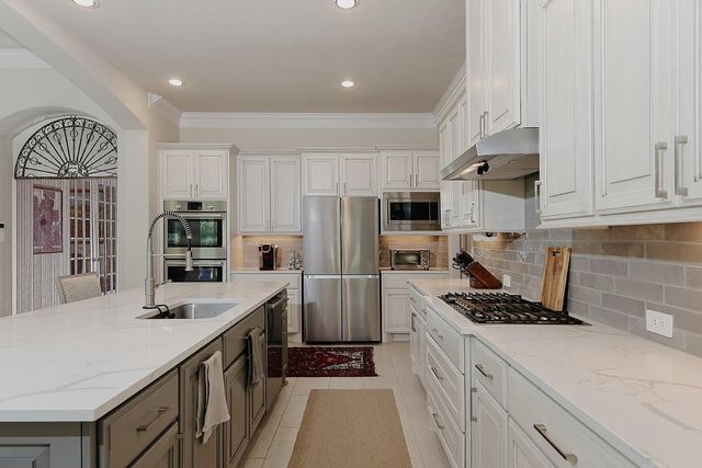 122 Coral Bells Court, Conroe, TX 77304