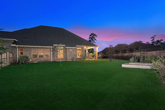 122 Coral Bells Court, Conroe, TX 77304