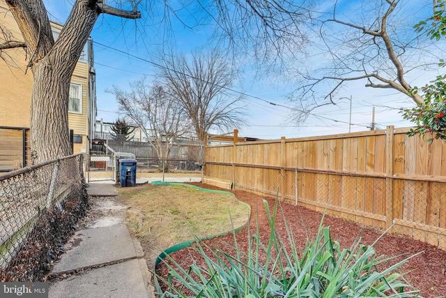 743 HAMILTON ST NW, Washington, DC 20011