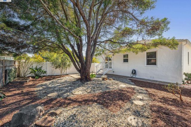 506 Clayton Ave, El Cerrito, CA 94530