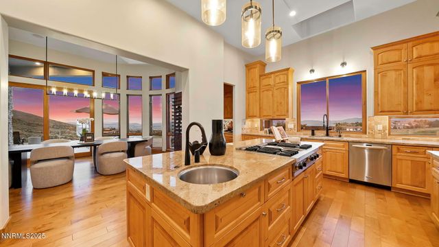 5945 Flowering Sage Court, Reno, NV 89511