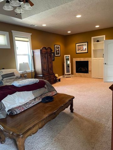 374 Leandra Lane, Eagle Point, OR 97524