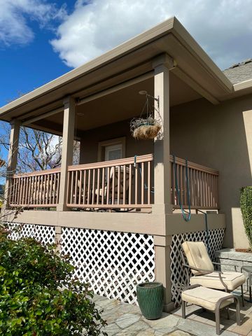 374 Leandra Lane, Eagle Point, OR 97524