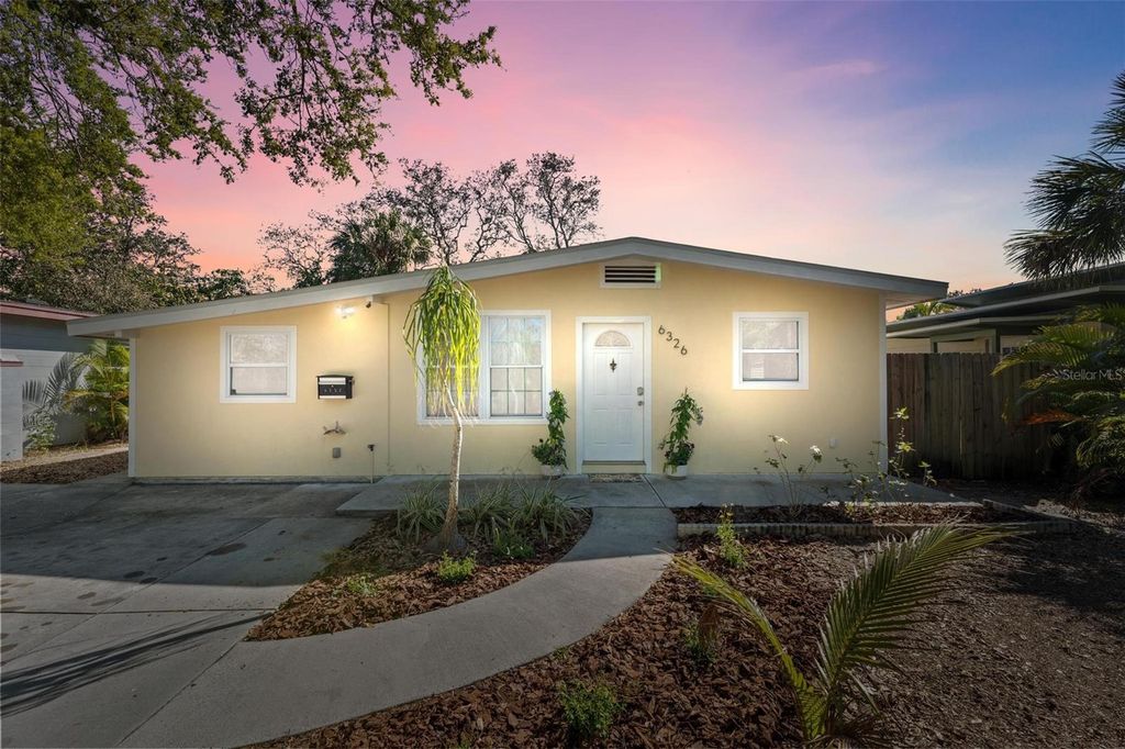 6326 3RD AVENUE S, St Petersburg, FL 33707