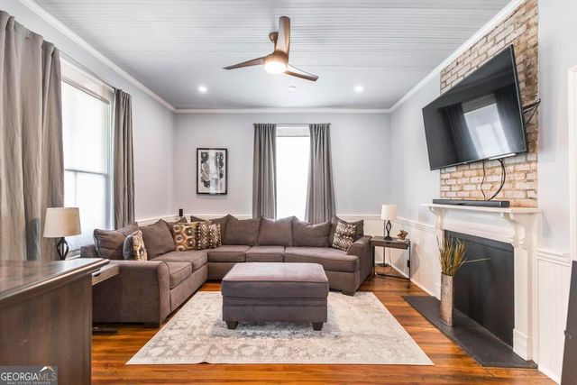 1464 Calhoun Street, Macon, GA 31201