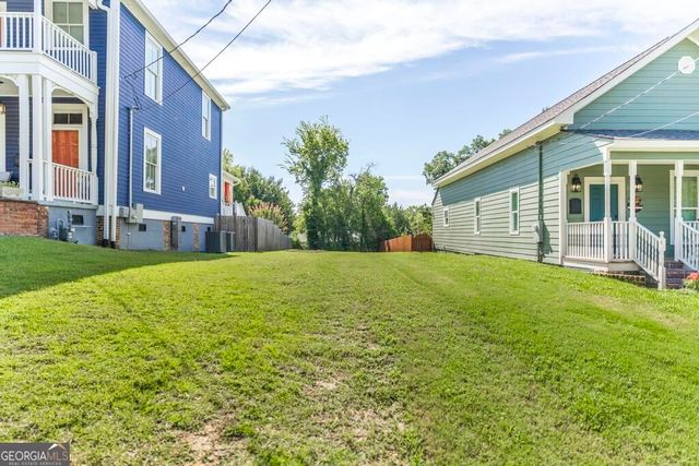 1464 Calhoun Street, Macon, GA 31201