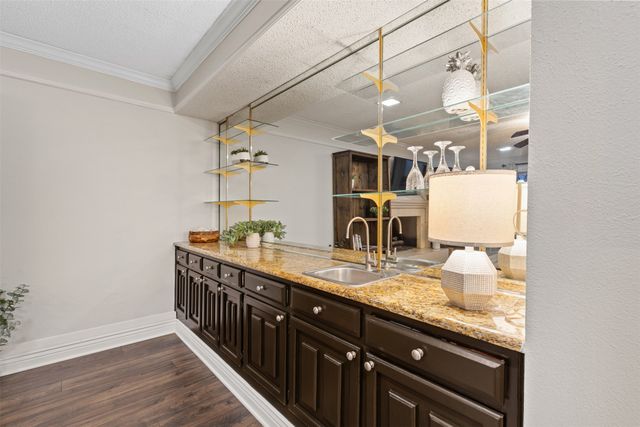 1105 E Spring Valley Road, Richardson, TX 75081