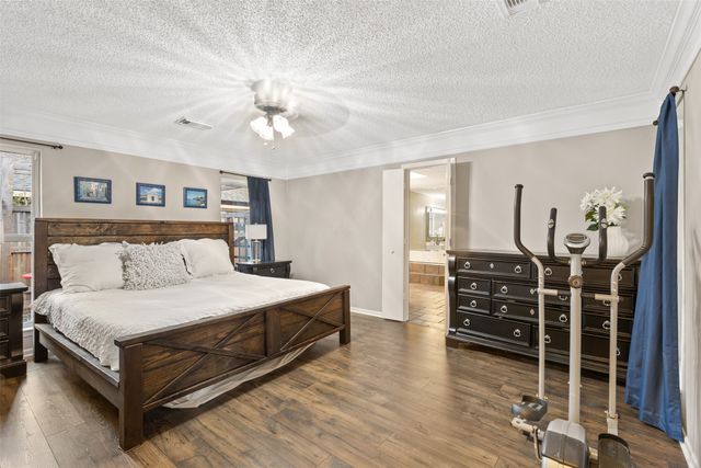 1105 E Spring Valley Road, Richardson, TX 75081