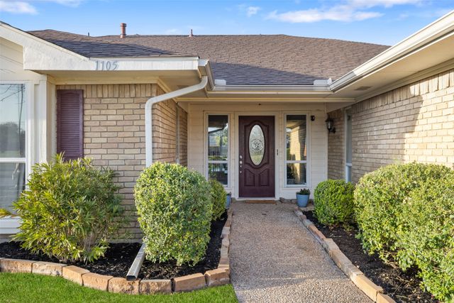 1105 E Spring Valley Road, Richardson, TX 75081