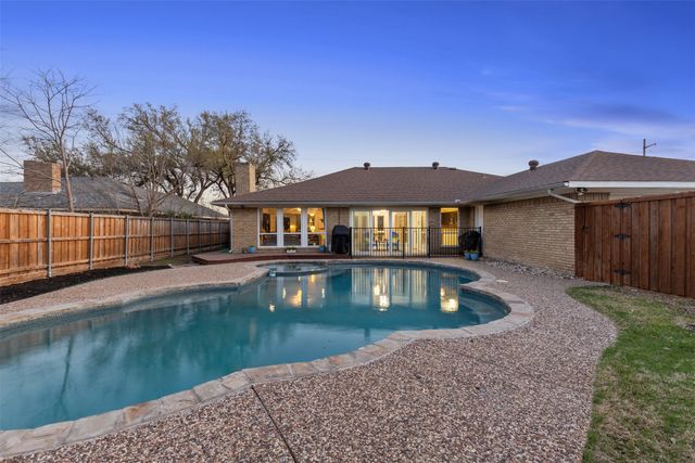 1105 E Spring Valley Road, Richardson, TX 75081