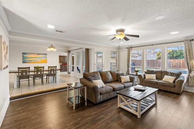 1105 E Spring Valley Road, Richardson, TX 75081