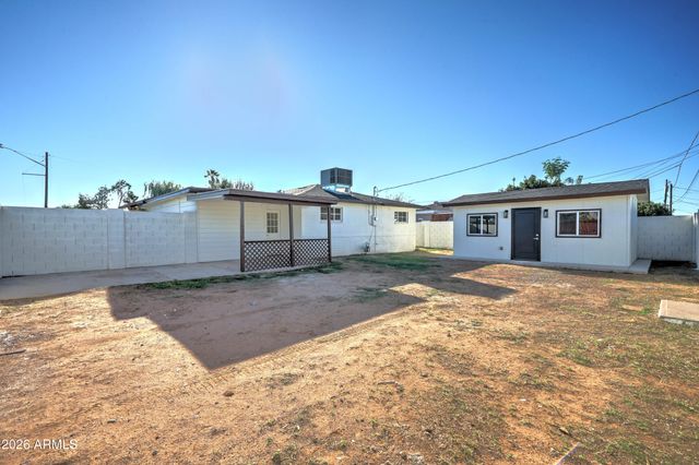 1812 N 32ND Place, Phoenix, AZ 85008