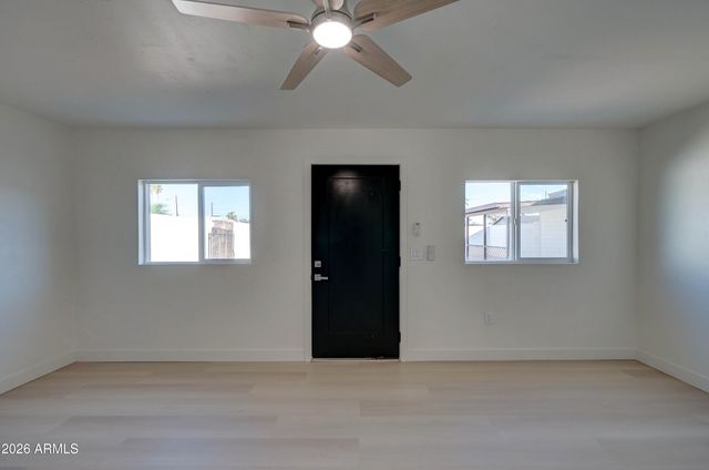1812 N 32ND Place, Phoenix, AZ 85008