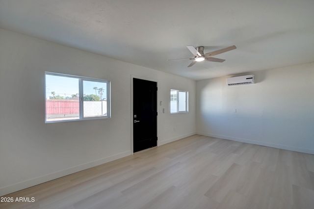 1812 N 32ND Place, Phoenix, AZ 85008