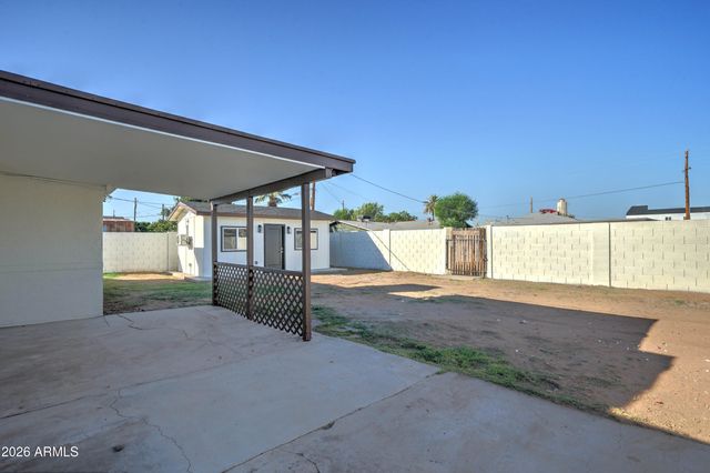 1812 N 32ND Place, Phoenix, AZ 85008