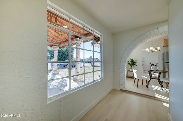 1812 N 32ND Place, Phoenix, AZ 85008