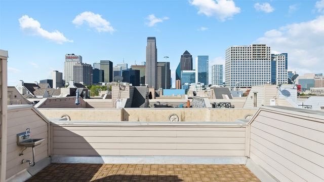 3126 Ross Avenue 2, Dallas, TX 75204