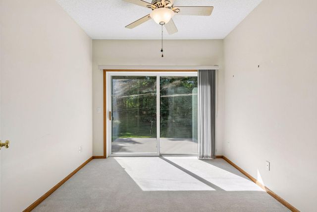 1692 Oakbrooke Way, Eagan, MN 55122