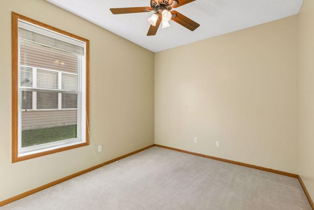 1692 Oakbrooke Way, Eagan, MN 55122