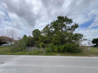 7613 Yvonne Road, Wilmington, NC 28411