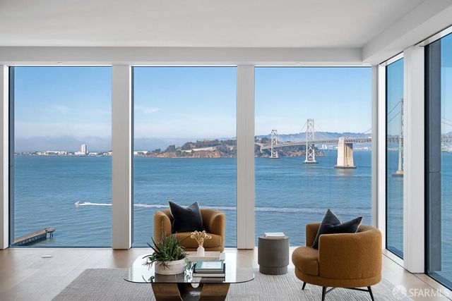 1 Steuart Lane 1901, San Francisco, CA 94105