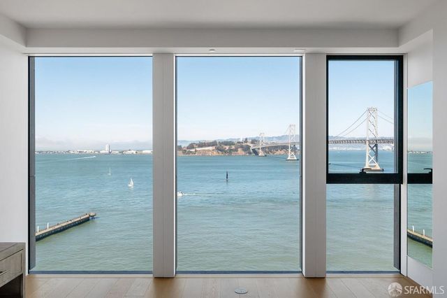 1 Steuart Lane 1901, San Francisco, CA 94105