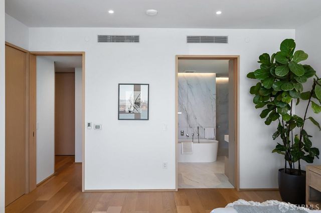 1 Steuart Lane 1901, San Francisco, CA 94105