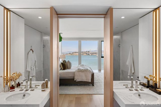 1 Steuart Lane 1901, San Francisco, CA 94105