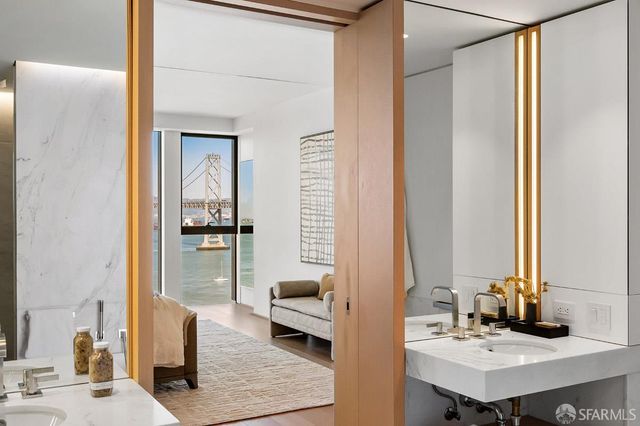 1 Steuart Lane 1901, San Francisco, CA 94105