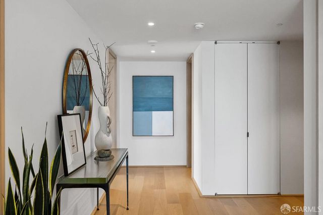 1 Steuart Lane 1901, San Francisco, CA 94105