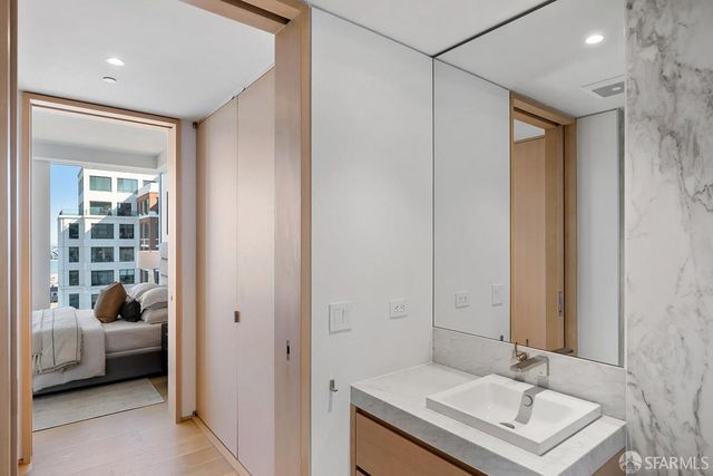 1 Steuart Lane 1901, San Francisco, CA 94105