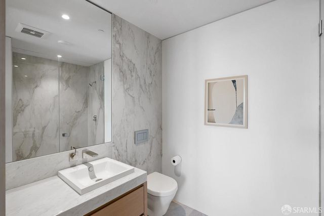 1 Steuart Lane 1901, San Francisco, CA 94105