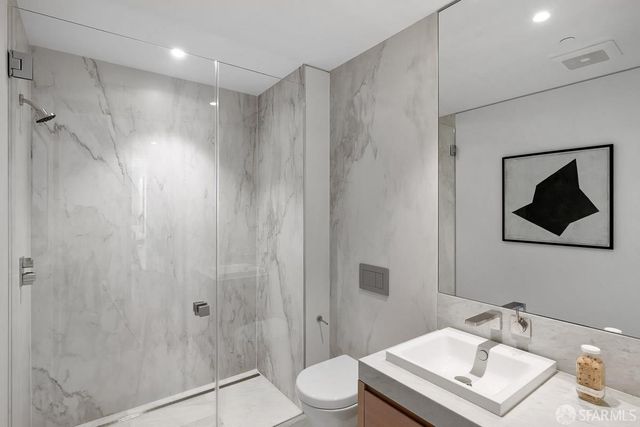 1 Steuart Lane 1901, San Francisco, CA 94105